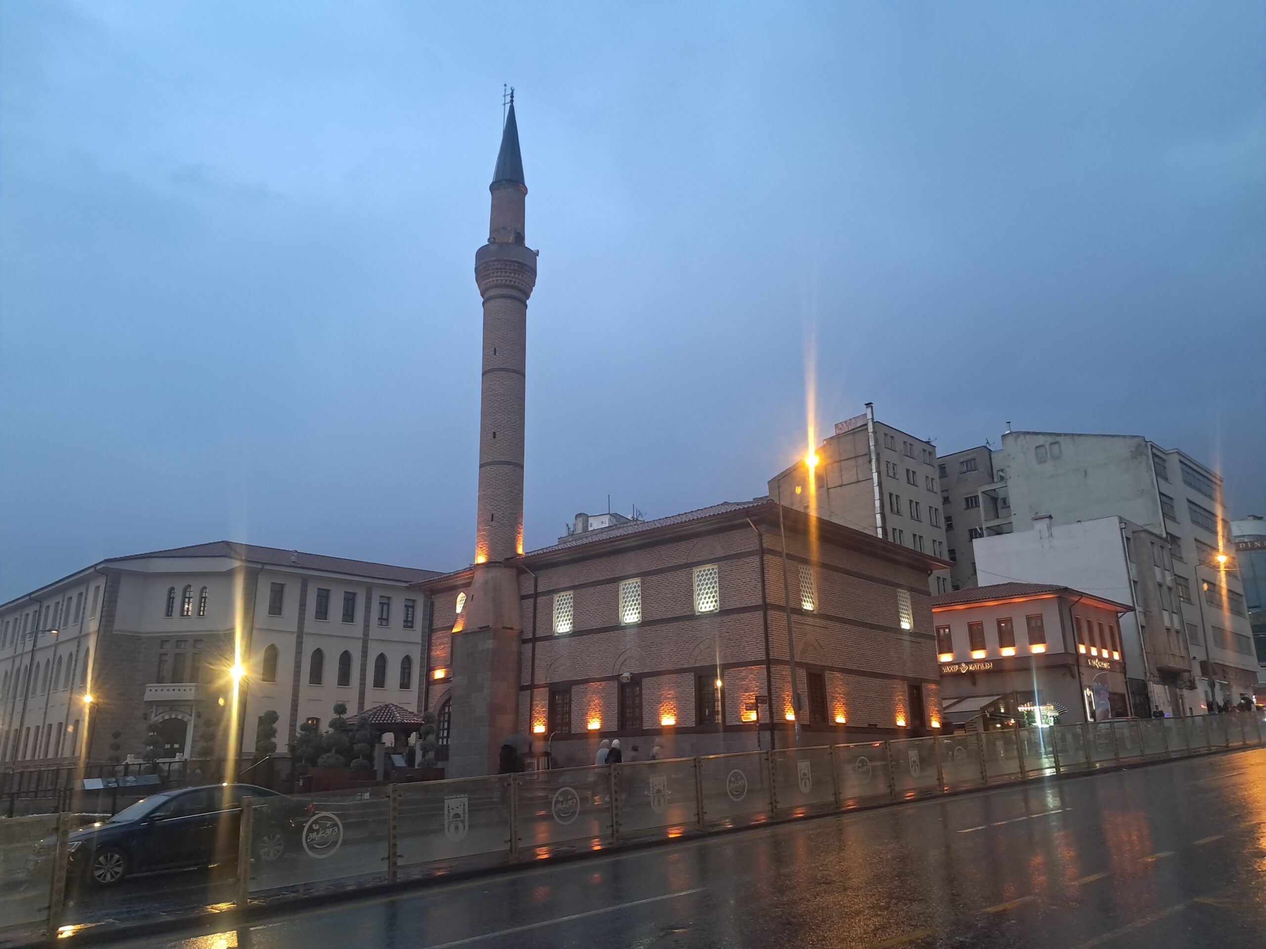 Zincirli Camii, Altındağ