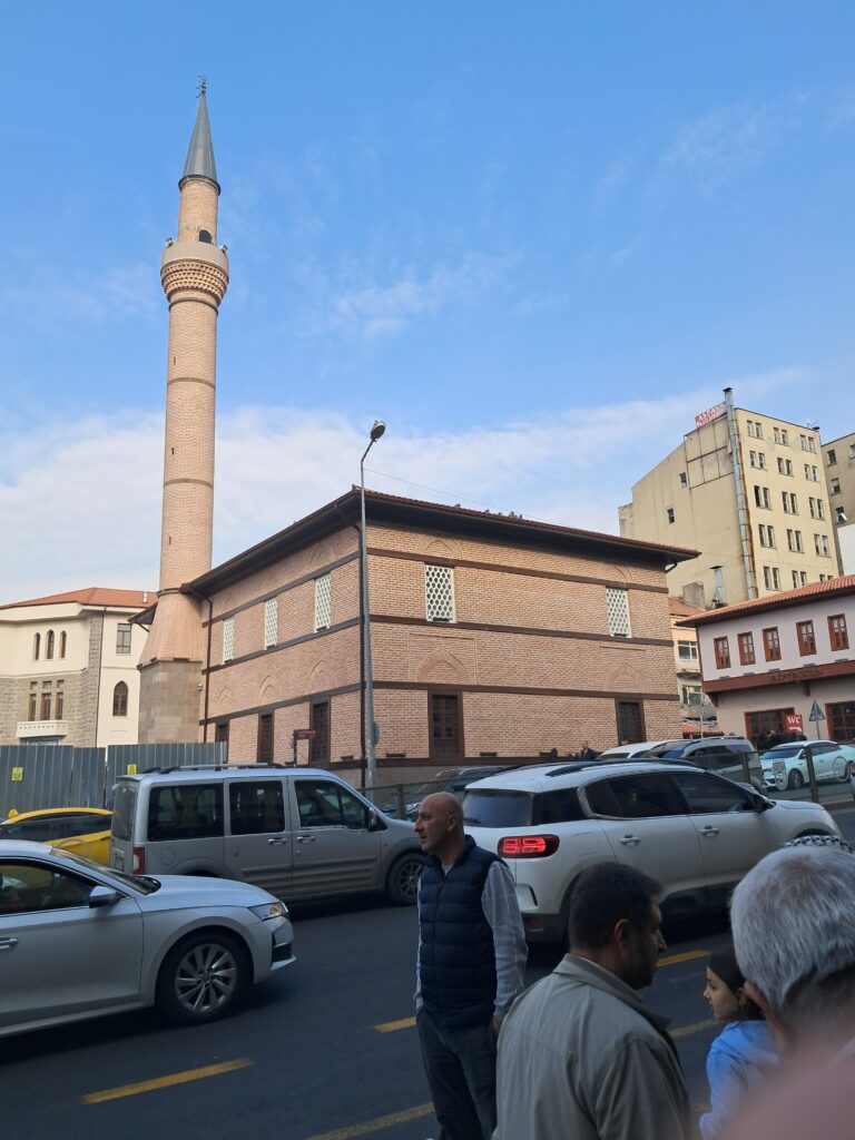 Zincirli Camii, Altındağ